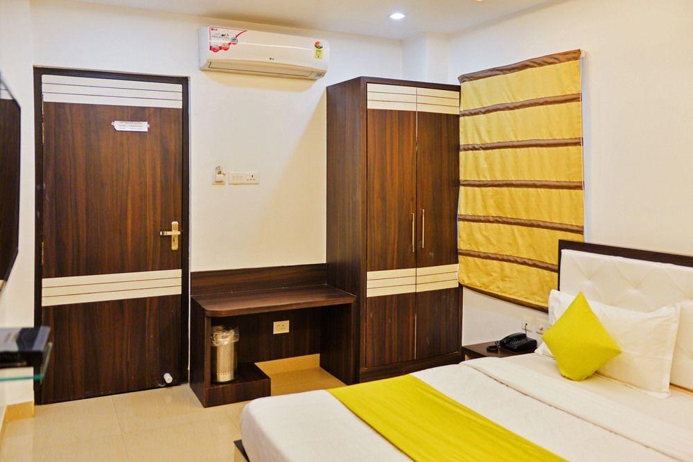 Hotel Janki International By Keymagics Varanasi Eksteriør billede