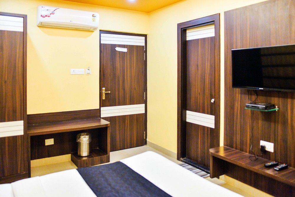 Hotel Janki International By Keymagics Varanasi Eksteriør billede