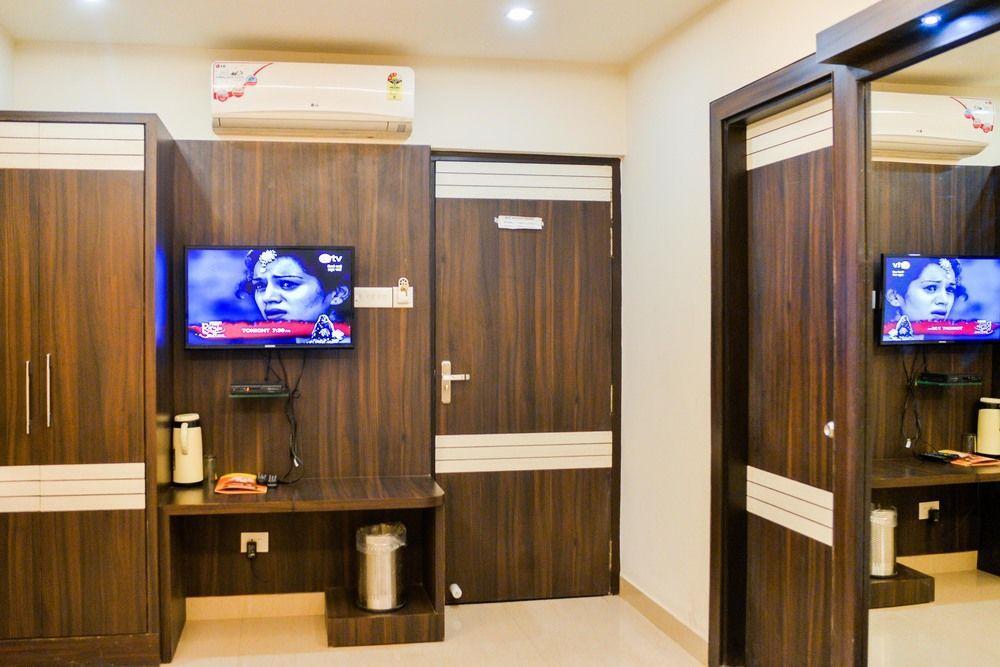 Hotel Janki International By Keymagics Varanasi Eksteriør billede