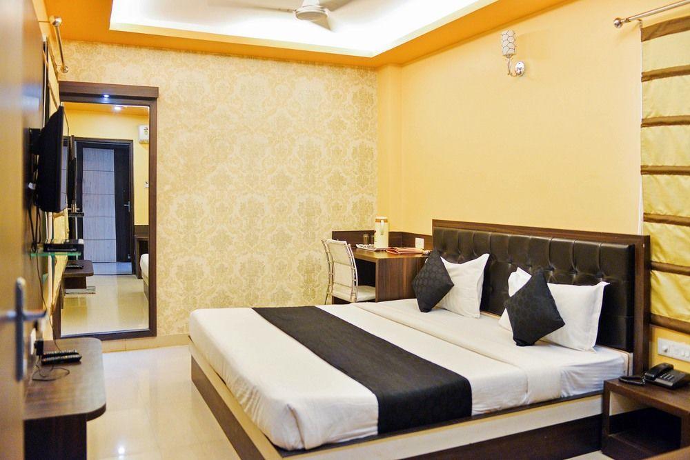 Hotel Janki International By Keymagics Varanasi Eksteriør billede