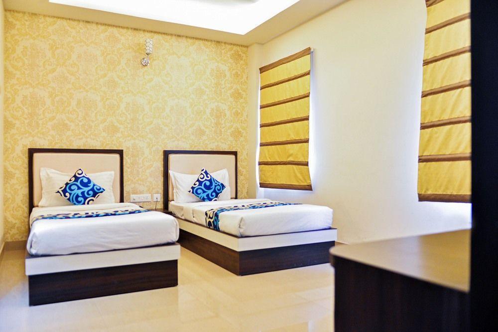Hotel Janki International By Keymagics Varanasi Eksteriør billede