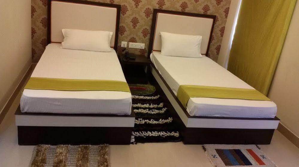 Hotel Janki International By Keymagics Varanasi Eksteriør billede